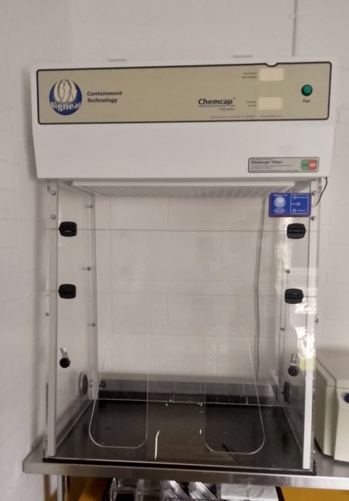 Bigneat Chemcap Ductless Laboratory Fume Cabinet / Fume Hood – Wales